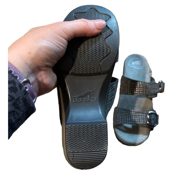 WUC - Dansko Sophie Snadals Black/Pewter - Size 6.5-7 - Picture 4 of 6